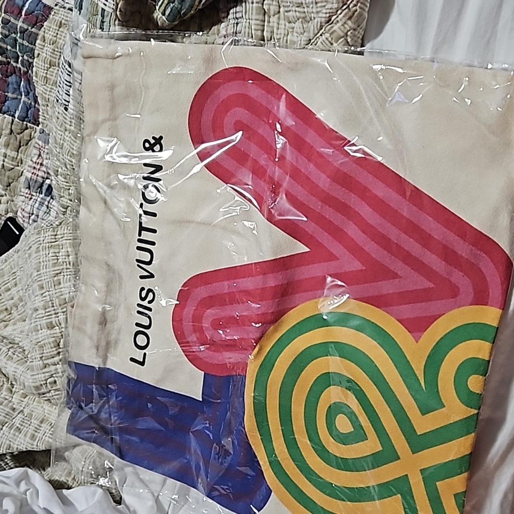 NWT Louis Vuitton canvas bag - Picture 2 of 3